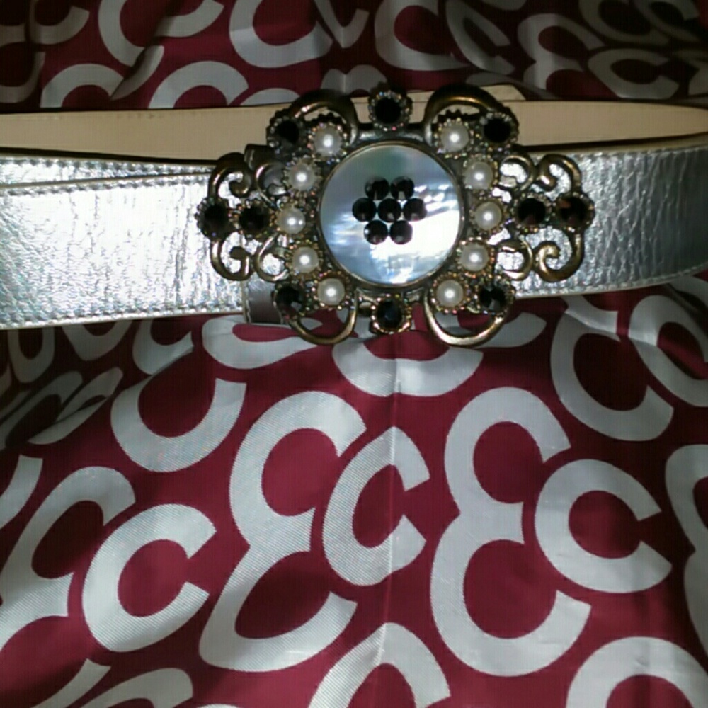 EXQUISITE LEATHER ROCK SILVER BELT